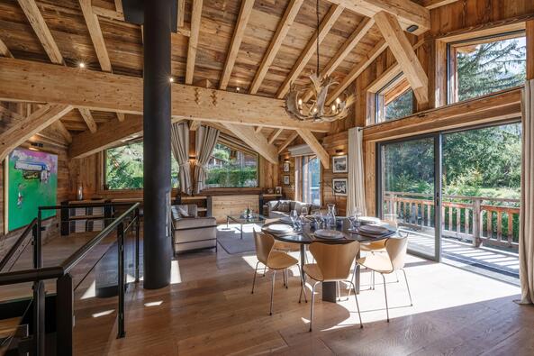 Black Wood Accommodation in Chamonix
